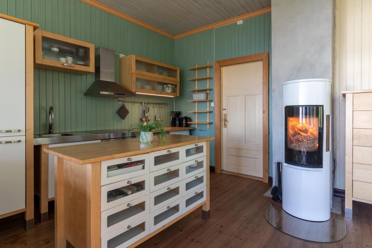 Holiday Home Vikveien Leknes Eksteriør bilde